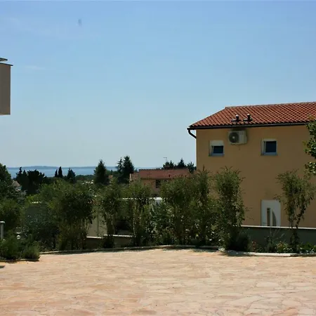 Studio In Barbariga I *