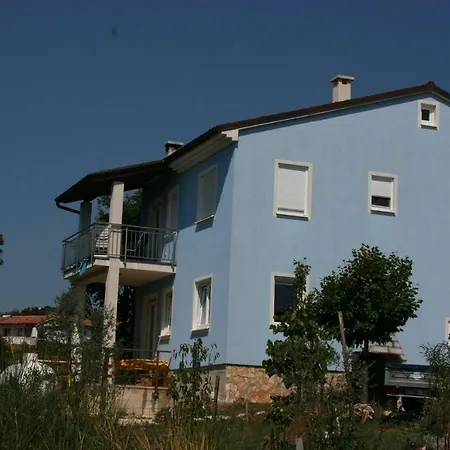 Studio In Barbariga I Apartment