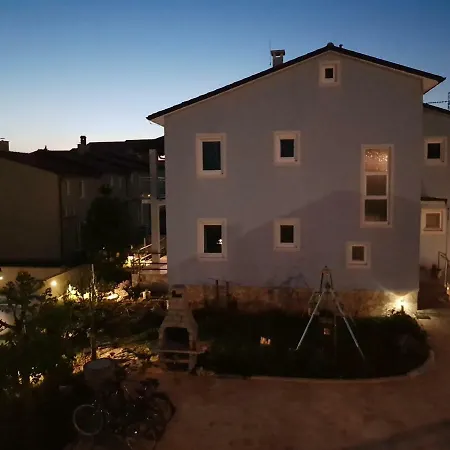 Studio In Barbariga I
